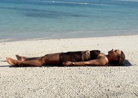 Шавасана под звуки волн